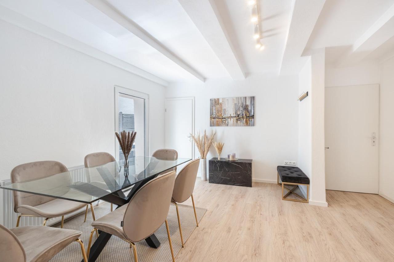 Terrace Apartment With 5 Rooms, Whirlpool And Bbq Augsburg Eksteriør billede